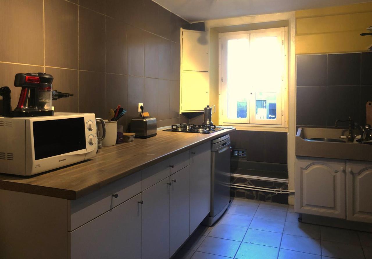 Charming One Bedroom Apartment In Brive Center Buitenkant foto